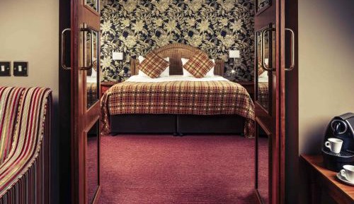 Superior Suite with Lake View