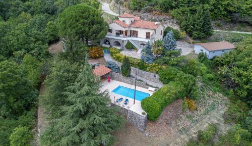 Two-Bedroom Superior Apartment