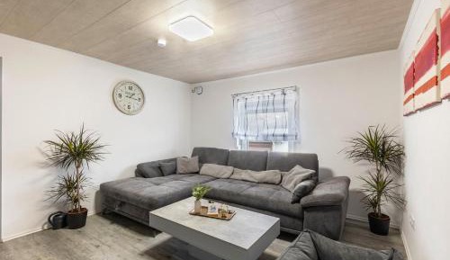 Superior One-Bedroom Apartment with Balcony