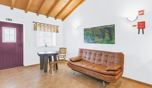 Superior One-Bedroom Apartment