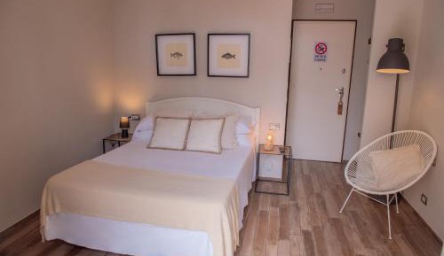 Deluxe Double Room with Balcony and Sea View