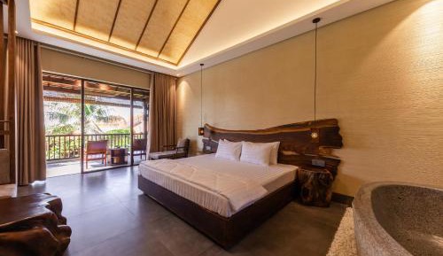 King Suite with Balcony