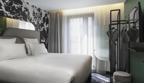 Tribe Comfort Suite with One Double Bed and One Sofa Bed