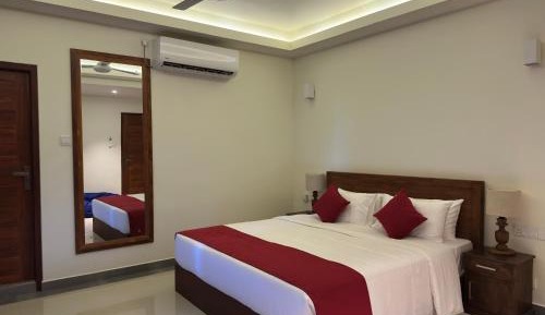 Deluxe Double Room with Balcony