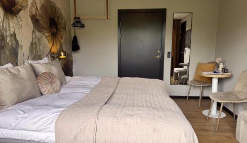 Double Room with Private Bathroom