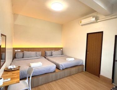 One-Bedroom Family Apartment