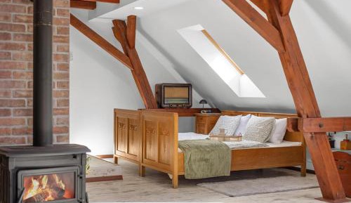 Studio Apartment with One Double Bed