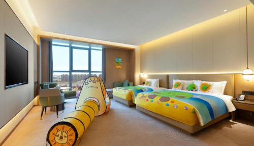 Family King Studio - Non-Smoking