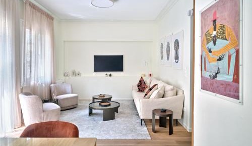 Three-Bedroom Apartment with Balcony