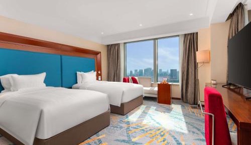 Superior Twin Room - HuangPu River View ,High Floor