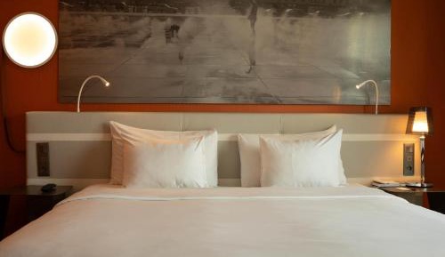 Corner Room with View