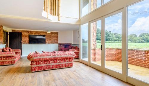 Five-Bedroom Holiday Home