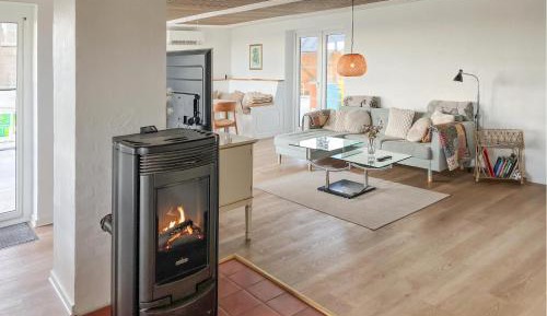 Three-Bedroom Vacation Home 