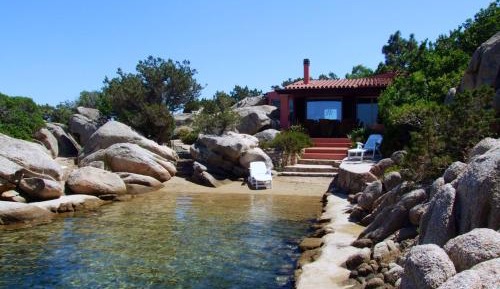 Villa - Beach Front