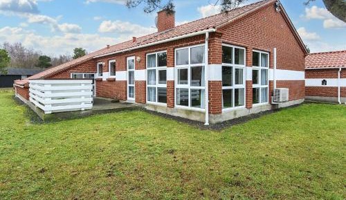 Six-Bedroom Holiday Home