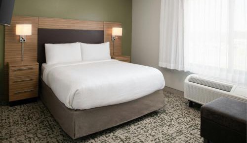 Queen Studio with Sofa Bed