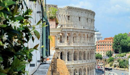 Colosseo Two-Bedroom Apartment with Terrace - Via di San Giovanni in Laterano 60