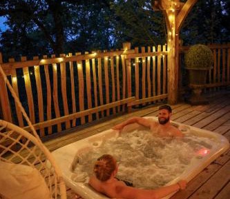 King Room with Spa Bath