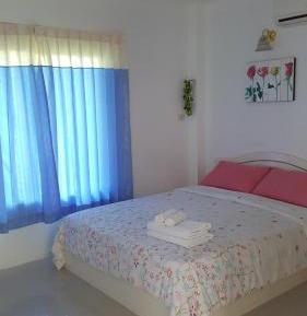 One-Bedroom Bungalow