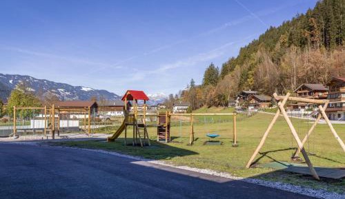 Apartment with Pool View 