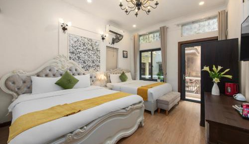 Family Suite with Balcony