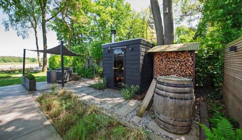 One-Bedroom Chalet