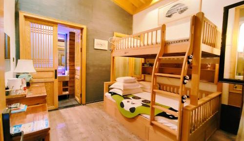 Bunk Bed For 3 People (No Window)