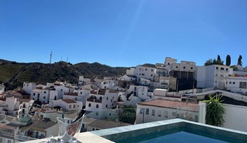 One-Bedroom Deluxe Apartment with Private Pool