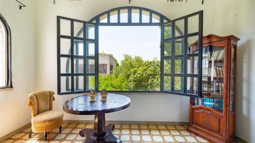 Three-Bedroom Deluxe Apartment