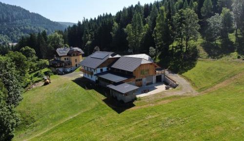 Three-Bedroom Apartment with Balcony