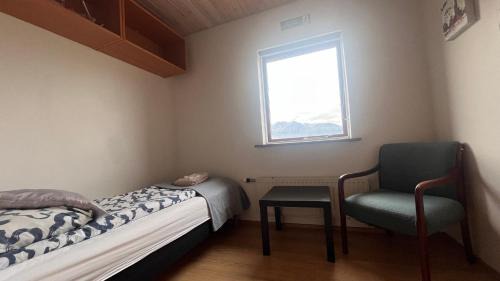 Single Room with Shared Bathroom