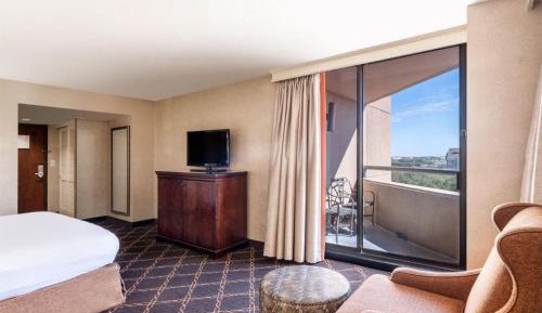 King Room with Balcony