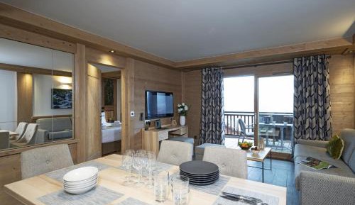 Two-Bedroom Apartment for 6 people with Spa Access