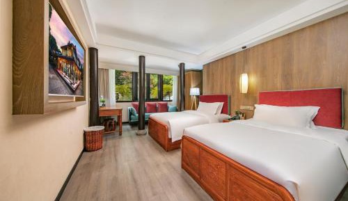 Standard Twin Room with Garden View