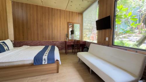 King Room with Garden View