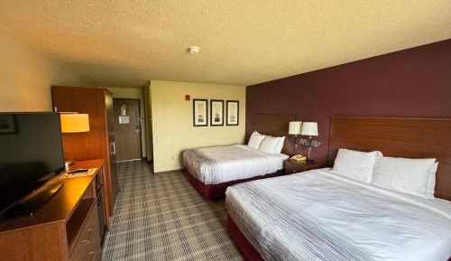 Queen Room with Two Queen Beds - Non-Smoking