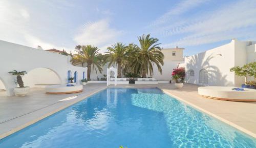 Deluxe Villa