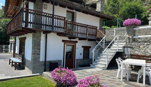 Superior One-Bedroom Apartment