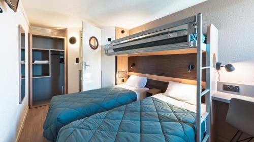 Standard Room - 3 Single Beds