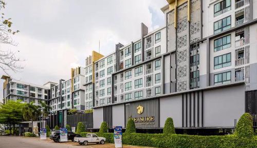 Two-Bedroom Apartment with View