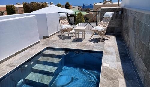 Junior Suite with Private Pool
