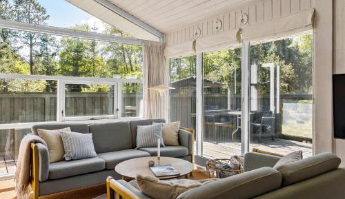 Three-Bedroom Holiday Home 