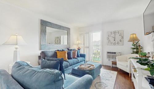Two Bedroom Apartment 