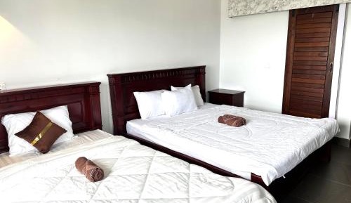 One-Bedroom Family Apartment