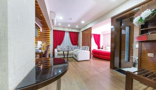 Suite with Sauna