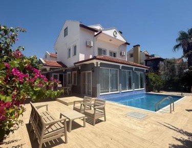 One-Bedroom Villa