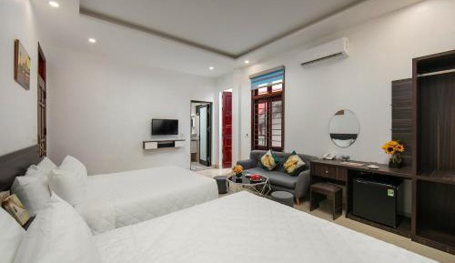 Twin Room with Balcony