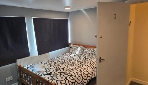 Double Room with Shared Bathroom