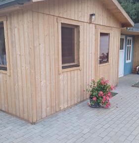 Bungalow with Patio
