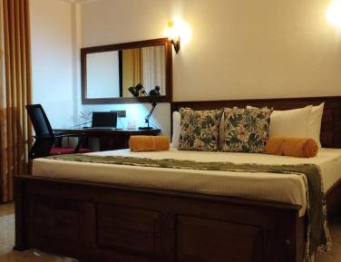 Large Double Room